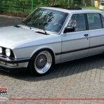 Aus dieser Position kommt auchj der M-Spoiler vorn gut rüber...BMW E28 535i mit Hartge und Schnitzer und BBS RS1 und vielen Gimmicks