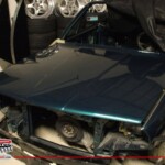 er muß aufgebaut werden - wurde 1997 lackiert. Wahnsinn...Aber es wird ein guter Sauger - M30E30 mit Dampf